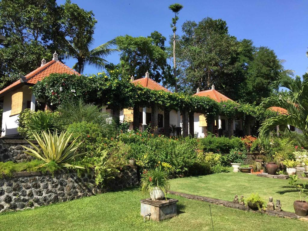 Bukit Asri Lodge Seraya Habitación foto