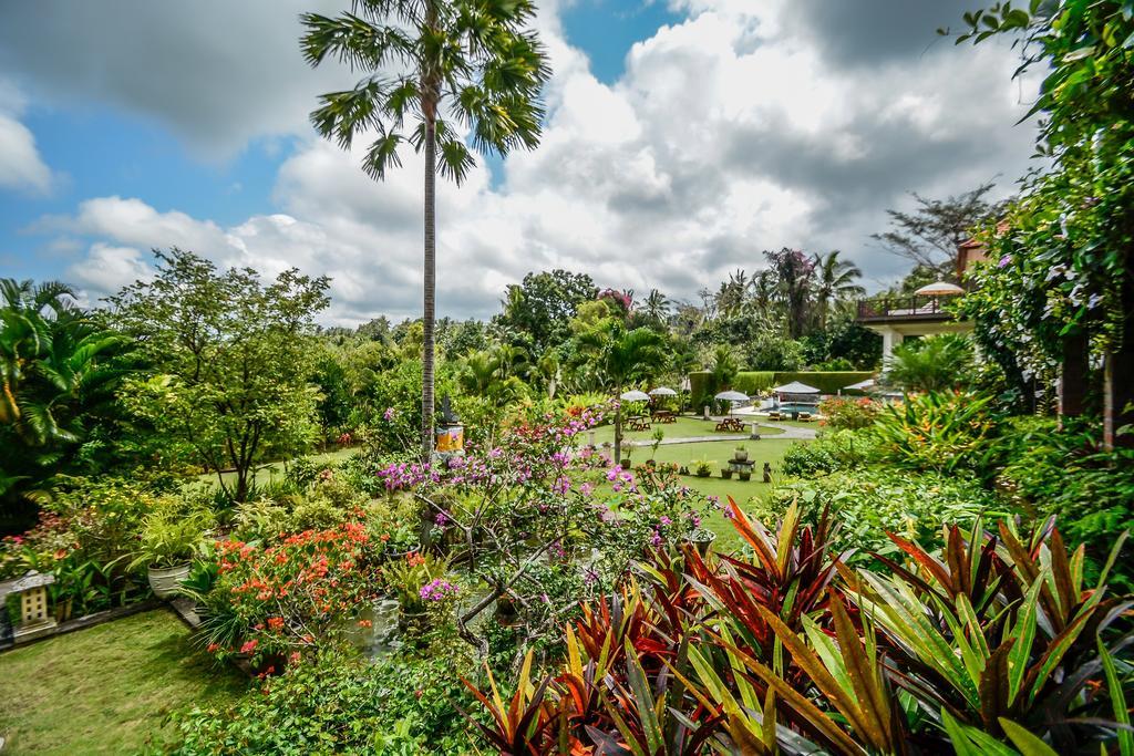 Bukit Asri Lodge Seraya Exterior foto